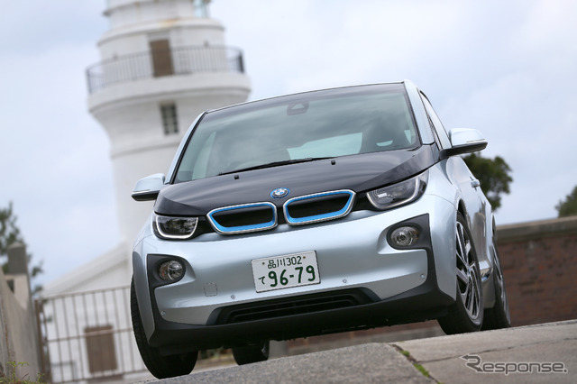 BMW i3