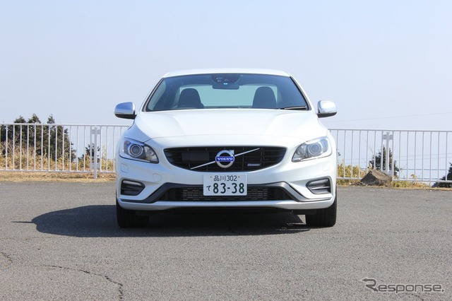 ボルボ S60 T5 R-DESIGN
