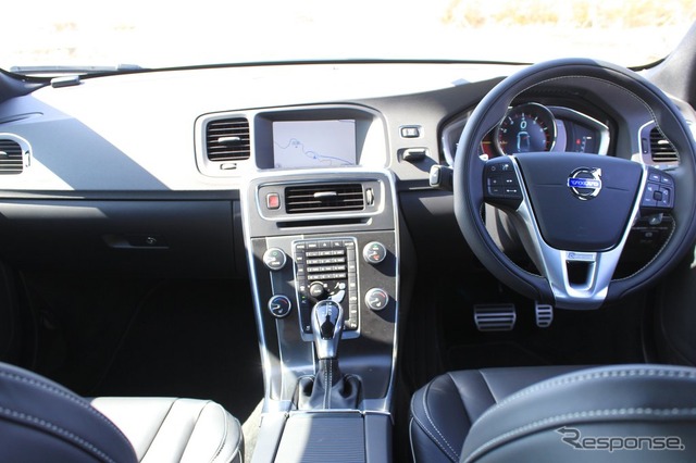 ボルボ S60 T5 R-DESIGN