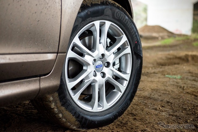 ボルボ XC60 T5 SE