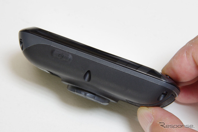 左側面には電源スイッチがある。