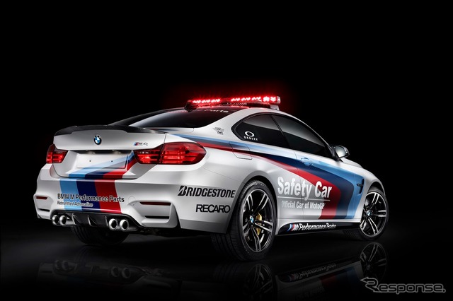 BMW M4 クーペのMoto GPセーフティカー