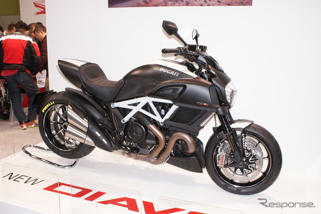 DIAVEL CARBON