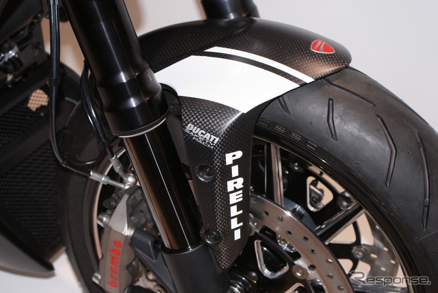 DIAVEL CARBON