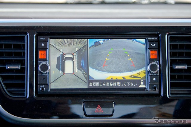 アラウンドビューモニター。車庫入れもこれがあれば安心