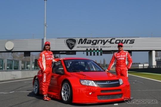 ロシア・アフトワズのラーダの2014年型WTCCマシン、グランタTC1