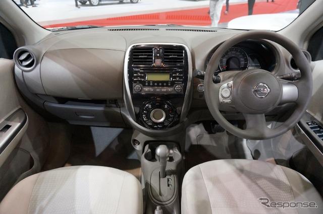 バンコクモーターショー 日産ブース