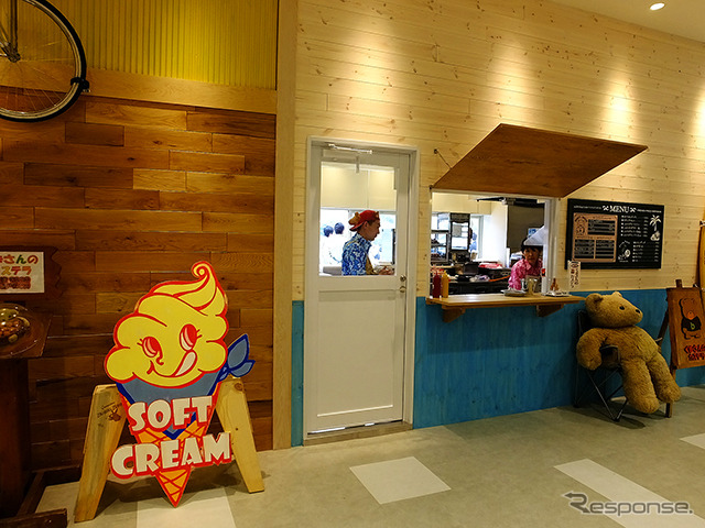 テイクアウトコーナー「YATAI DELI」