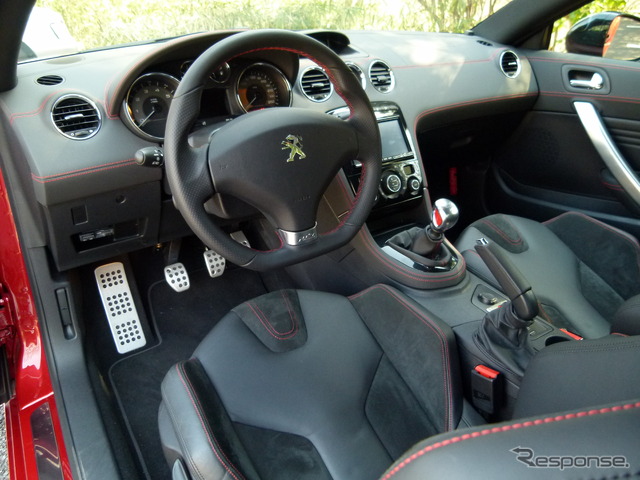 プジョーRCZ R