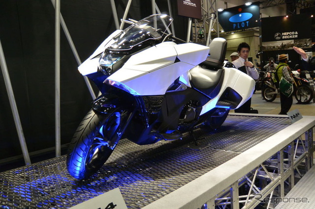 ホンダ NM4
