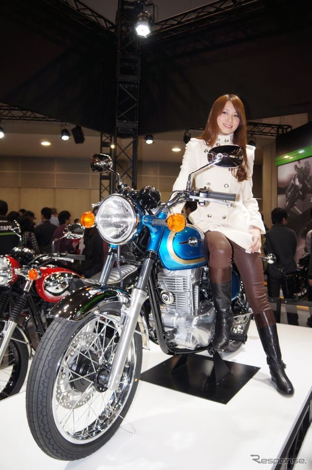 【東京モーターサイクルショー14】コンパニオン写真蔵…国内メーカー編