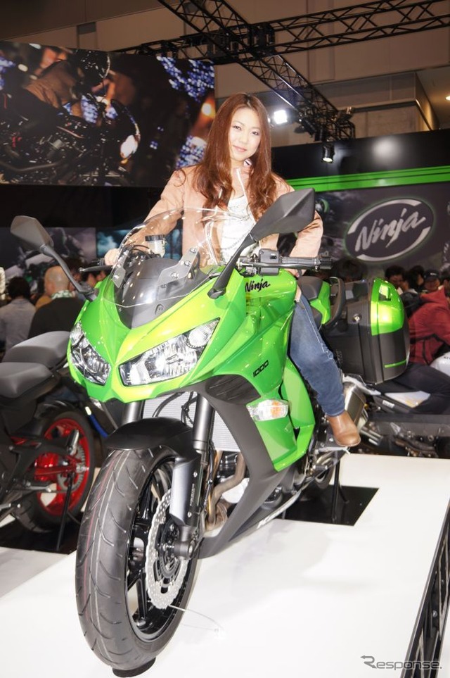【東京モーターサイクルショー14】コンパニオン写真蔵…国内メーカー編