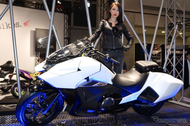 【東京モーターサイクルショー14】コンパニオン写真蔵…国内メーカー編