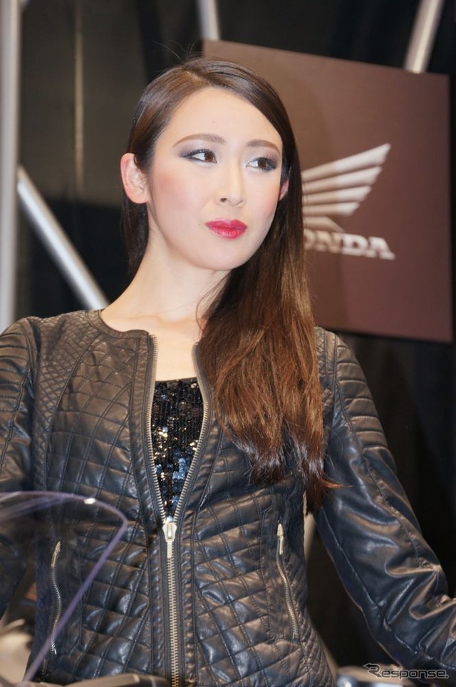 【東京モーターサイクルショー14】コンパニオン写真蔵…国内メーカー編