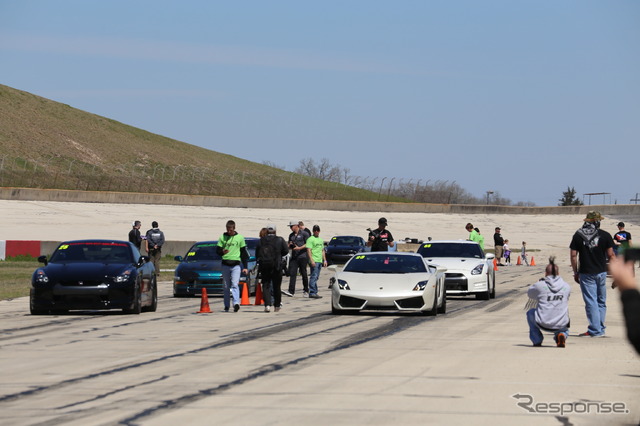 テキサス洲、テキサス・ワールド・スピードウェイにて行われた「TX2K14」のレースイベント
