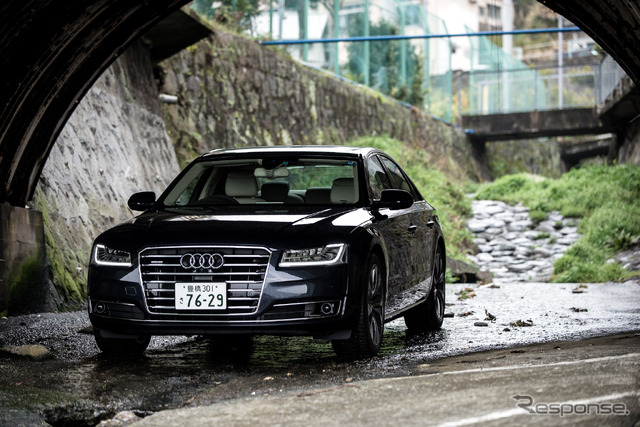 アウディ・A8 4.0 TFSI quattro