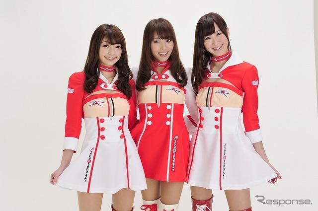 クレインズ第9期メンバー(左から安藤 麻貴さん、高家 望愛さん、山本 捺生さん)