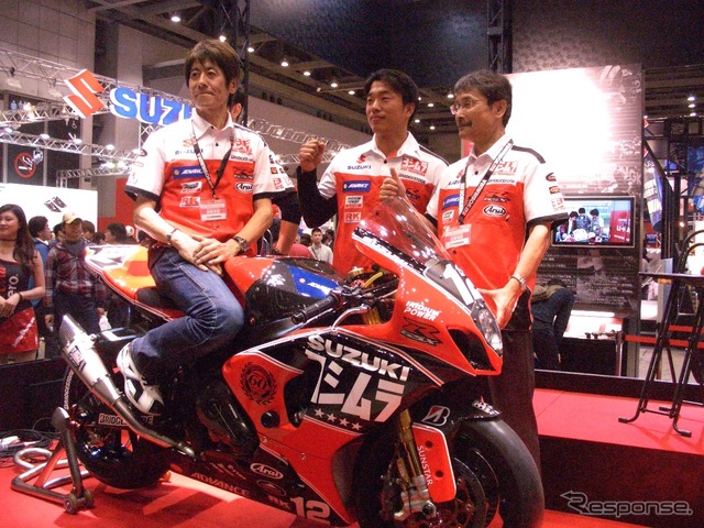 東京モーターサイクルショー14 ヨシムラブース