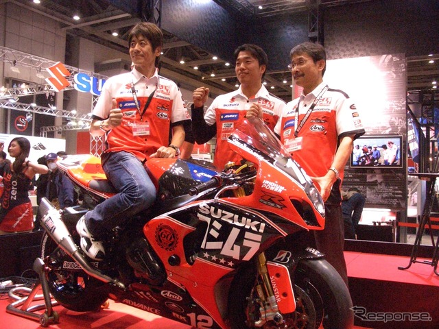 東京モーターサイクルショー14 ヨシムラブース
