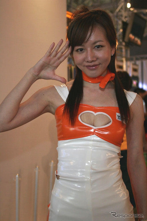 【東京ゲームショウ05】コンパニオン写真蔵…見るだけ見るだけ