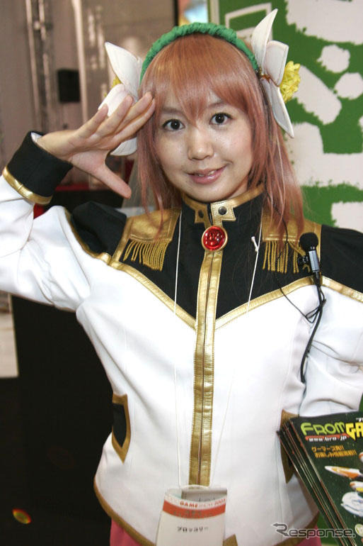 【東京ゲームショウ05】コンパニオン写真蔵…見るだけ見るだけ