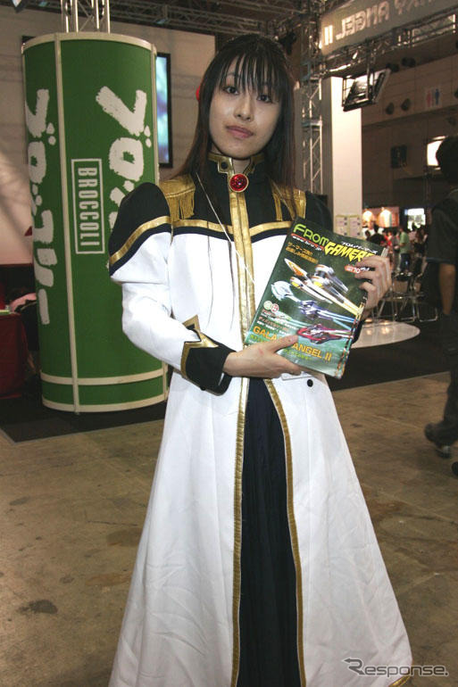 【東京ゲームショウ05】コンパニオン写真蔵…見るだけ見るだけ