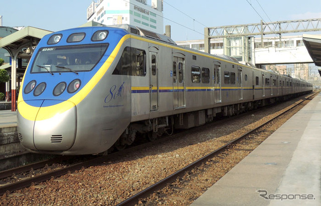 このほど台湾鉄路に納入されたEMU800形。EMU700形と異なりドアステップがなくなった。