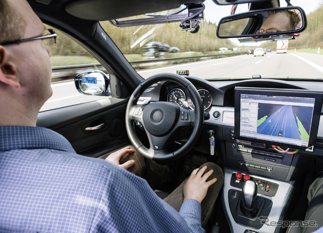 ドイツのアウトバーンでの自動運転のテスト