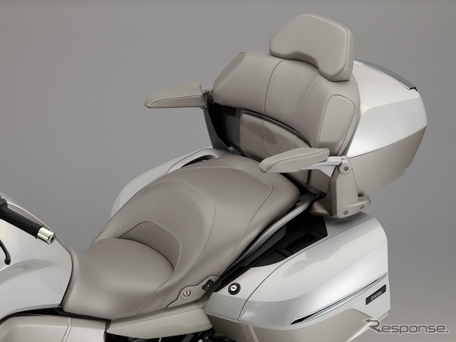 ニューBMW K1600GTLエクスクルーシブ