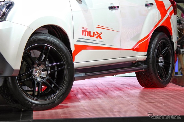いすゞ mu-X