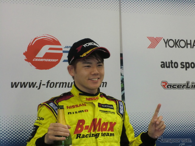 第2戦優勝(総合)の高星明誠。