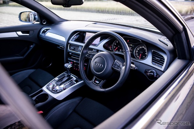 アウディ A4 アバント 2.0 TFSI クワトロ