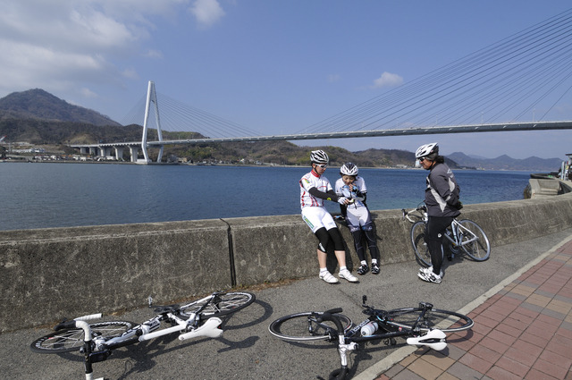 しまなみ海道サイクリングのようす