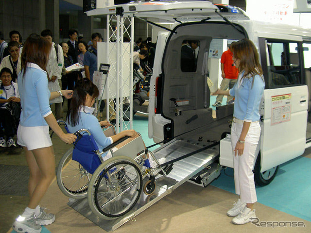 【福祉機器展05】スズキの新型福祉車両