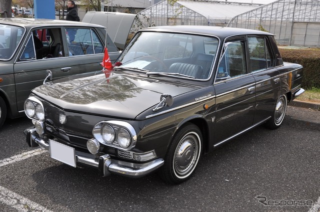 1965年式 日野 コンテッサ 1300 DX