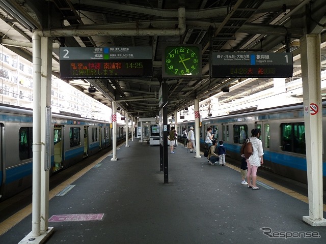 根岸線の根岸駅。同駅を含む桜木町～磯子間は今から50年前の1964年に開業した。