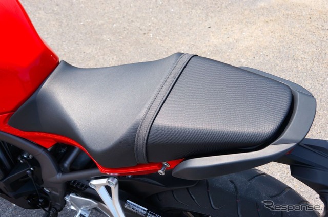 【ホンダ CBR650F 発売】中排気量スポーツのフルカウリングモデル［写真蔵］