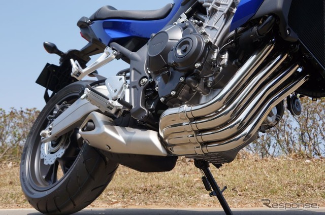 【ホンダ CB650F 発売】ネイキッドスタイルで力強さ訴求［写真蔵］