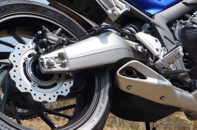 【ホンダ CB650F 発売】ネイキッドスタイルで力強さ訴求［写真蔵］