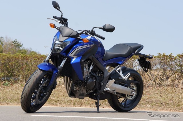 【ホンダ CB650F 発売】ネイキッドスタイルで力強さ訴求［写真蔵］