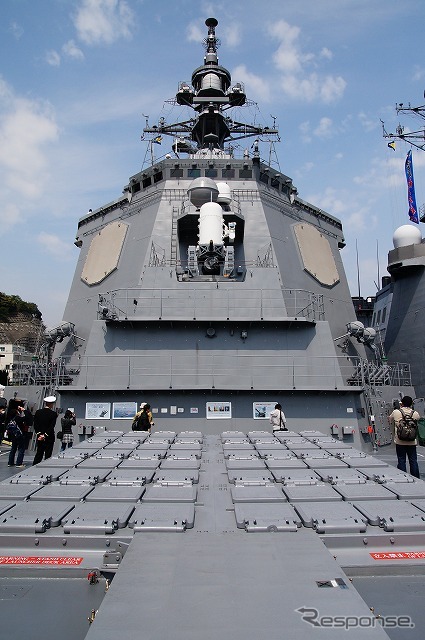 イージス艦あしがらのVLS。