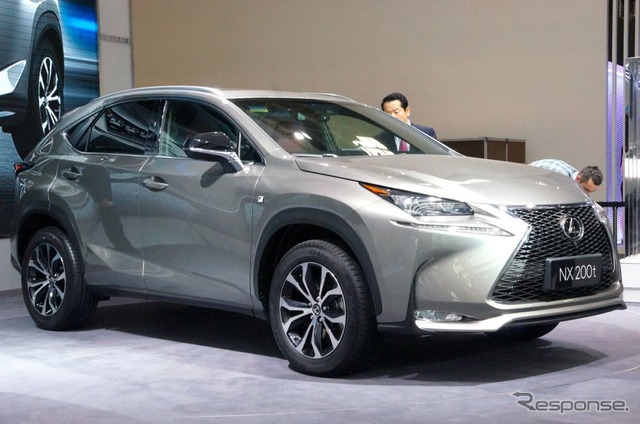 コンパクトSUV、レクサス NX を世界初公開