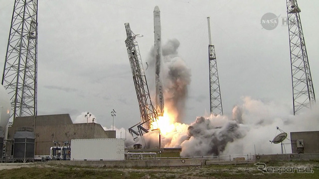 スペース X ドラゴン補給船3号機打ち上げ成功 日曜夜にISSと結合