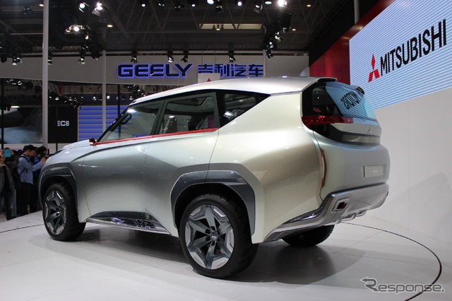 三菱 コンセプト GC-PHEV（北京モーターショー14）