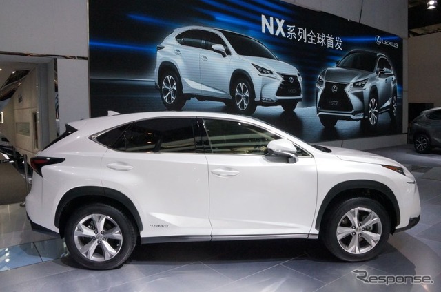 北京モーターショー2014 レクサス NX300h