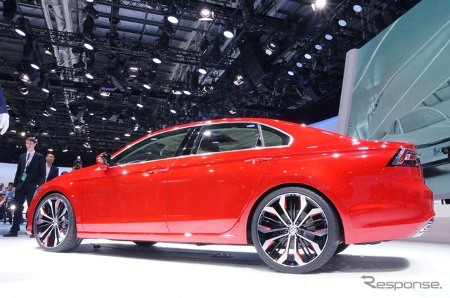 VW ニュー・ミッドサイズ・クーペ(北京モーターショー14)