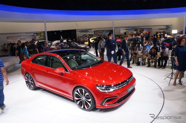 VW ニュー・ミッドサイズ・クーペ(北京モーターショー14)