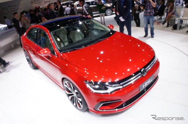 VW ニュー・ミッドサイズ・クーペ(北京モーターショー14)