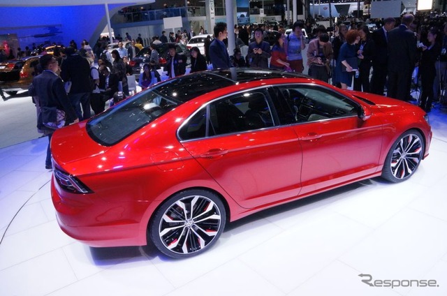 VW ニュー・ミッドサイズ・クーペ(北京モーターショー14)