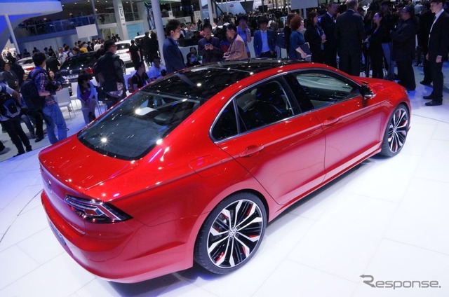 VW ニュー・ミッドサイズ・クーペ(北京モーターショー14)